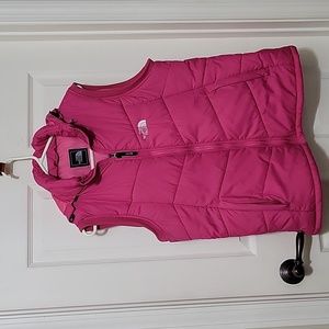 Puffer vest with hood